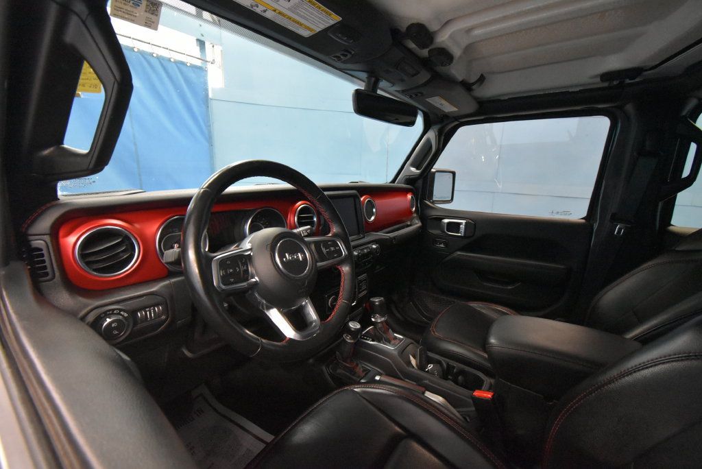 Used 2021 Jeep Gladiator Rubicon AWD/4WD image 2