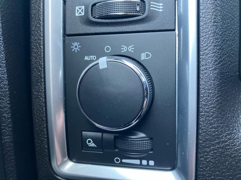 Used 2023 RAM 1500 Classic Warlock AWD/4WD image 13
