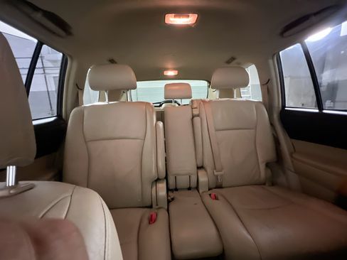 Used 2010 Toyota Highlander Limited w/ Extra Value Pkg 3 AWD/4WD image 33