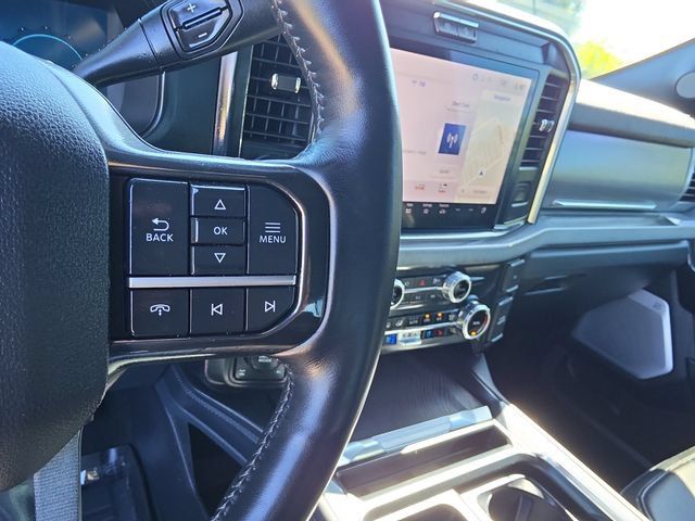 Used 2025 Ford F350 Platinum w/ FX4 Off-Road Package AWD/4WD image 23