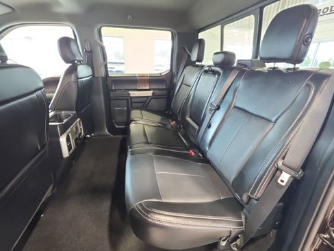 Used 2019 Ford F150 Lariat w/ Equipment Group 502A Luxury AWD/4WD image 38