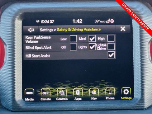 Used 2023 Jeep Wrangler Unlimited Rubicon w/ Xtreme 35 Tire Package image 7