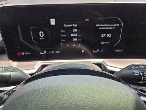 Used 2025 Kia Sorento SX FWD image 16