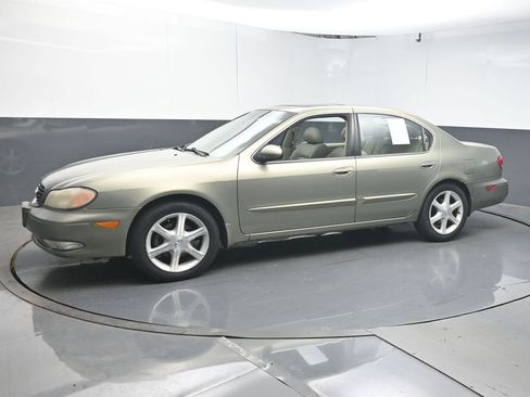 Used 2002 INFINITI I35 FWD image 4