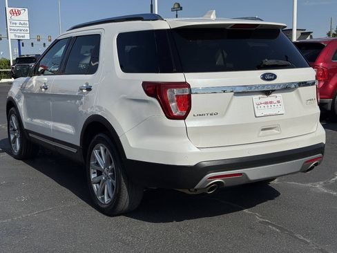 Used 2017 Ford Explorer Limited FWD image 7