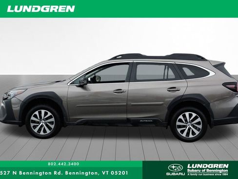 Used 2024 Subaru Outback Premium image 28