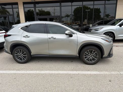 Used 2024 Lexus NX 250 FWD w/ Towing Package (2000 Lbs) image 3