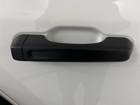 Used 2025 Jeep Wrangler Willys image 48