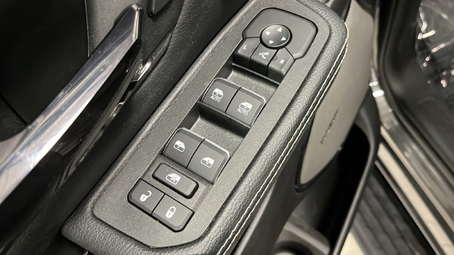 Used 2025 RAM 1500 Rebel w/ G/T Package AWD/4WD image 22