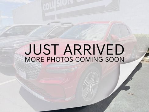 Used 2026 Genesis Electrified GV70 Advanced AWD/4WD image 3