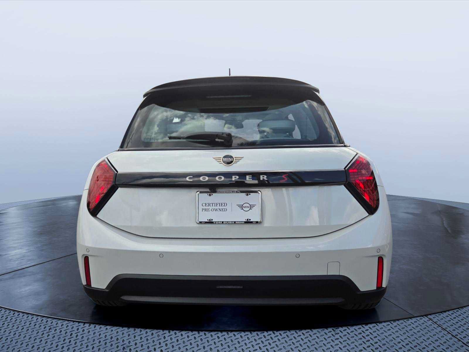 Used 2025 MINI Cooper S FWD image 5