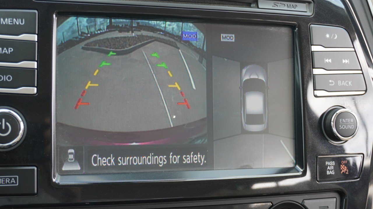 Used 2016 Nissan Maxima Platinum FWD image 18