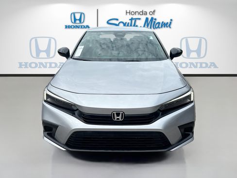Used 2023 Honda Civic Sport image 2