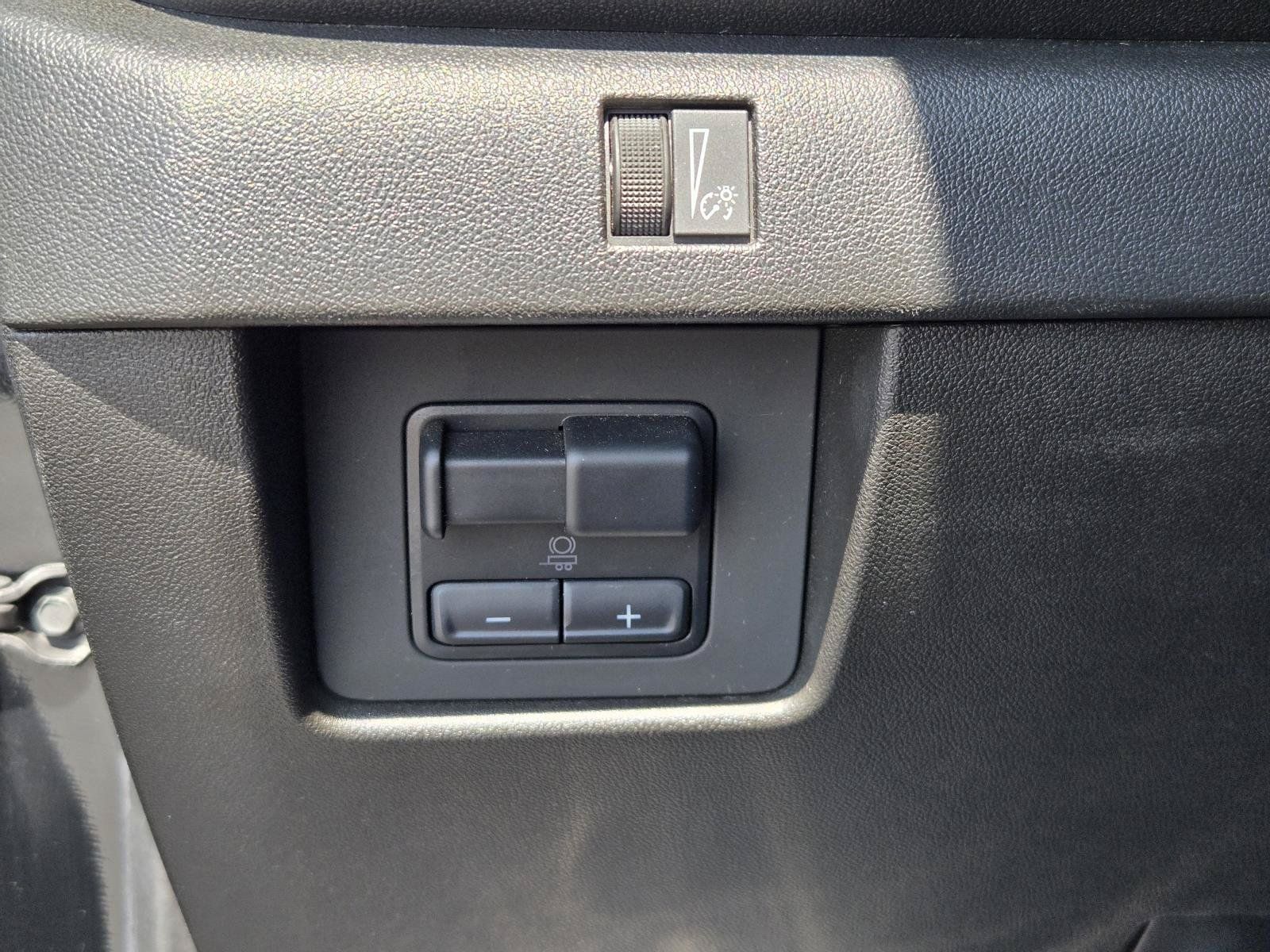 Used 2023 Chevrolet Colorado Trail Boss w/ Technology Package AWD/4WD image 19