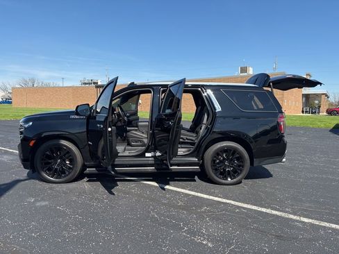 Used 2023 Chevrolet Tahoe High Country AWD/4WD image 14