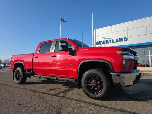 Used 2020 Chevrolet Silverado 3500 LT w/ All Star Edition image 3