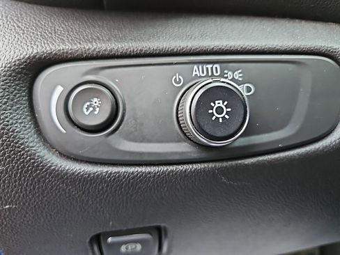 Used 2024 Chevrolet Blazer Premier w/ Driver Confidence II Package image 13