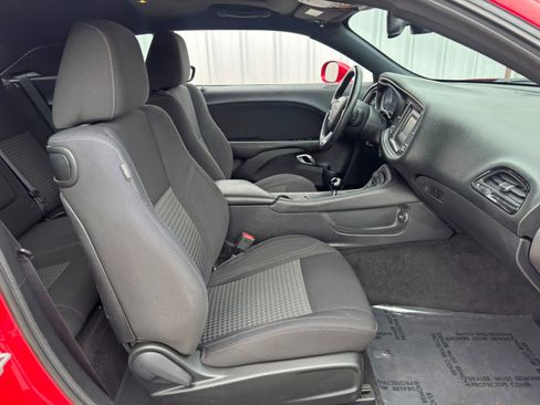 Used 2015 Dodge Challenger R/T w/ Quick Order Package 22B R/T image 14