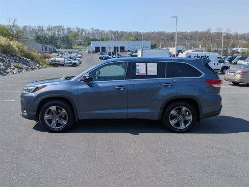 Used 2018 Toyota Highlander Limited Platinum AWD/4WD image 8