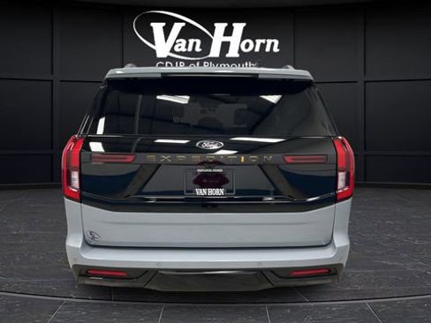 Used 2025 Ford Expedition Tremor AWD/4WD image 6