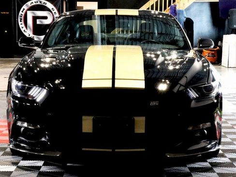 Used 2016 Ford Mustang GT Premium image 3