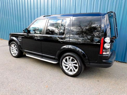 Used 2016 Land Rover LR4 HSE Silver Edition image 3