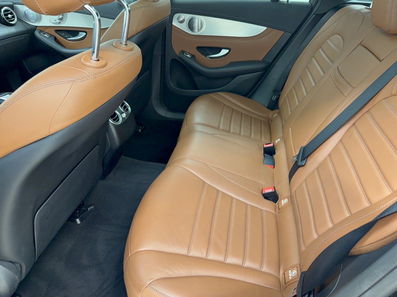 Used 2019 Mercedes-Benz GLC 43 AMG 4MATIC image 25