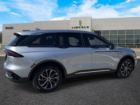 New 2026 Lincoln Nautilus Premier AWD/4WD image 3