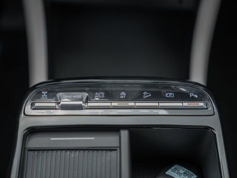 New 2026 Hyundai Tucson Limited image 23