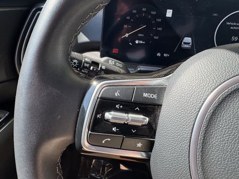 Used 2024 Kia Sorento SX image 30