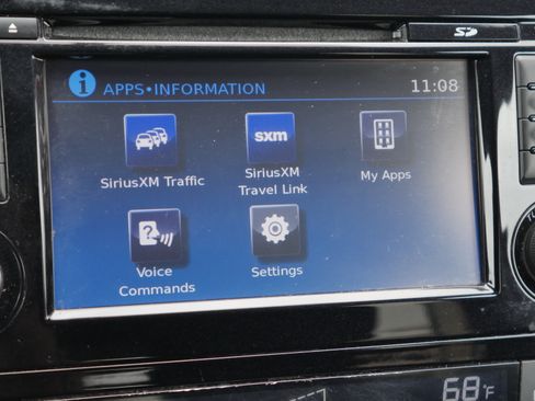 Used 2017 Nissan Rogue SV w/ SV Premium Package AWD/4WD image 9