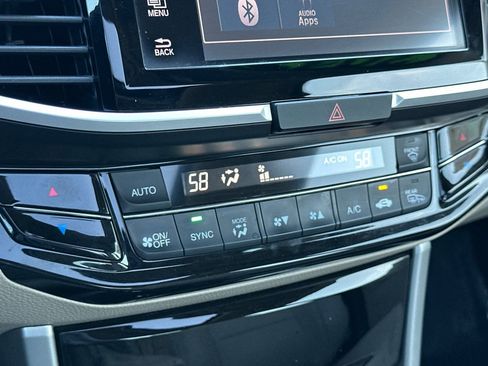 Used 2017 Honda Accord EX-L image 19