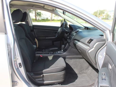 Used 2013 Subaru Impreza 2.0i image 6