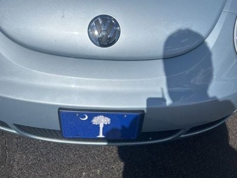 Used 2010 Volkswagen Beetle Coupe image 15