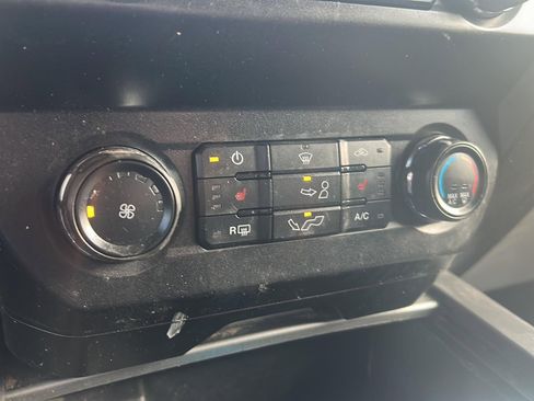 Used 2019 Ford F150 XLT w/ Equipment Group 302A Luxury image 32