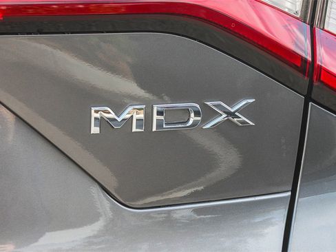 Used 2024 Acura MDX FWD w/ Technology Package image 12