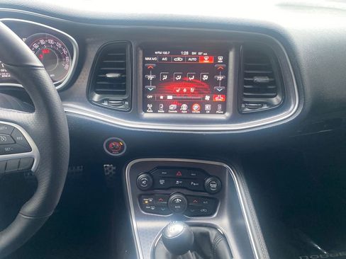 Used 2015 Dodge Challenger R/T Scat Pack image 23