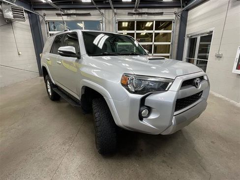 Used 2016 Toyota 4Runner Trail Premium image 7