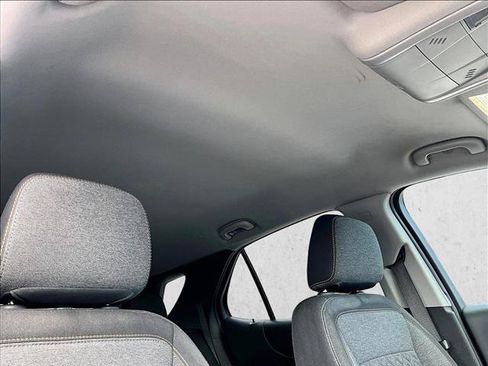 Used 2022 Chevrolet Equinox LT FWD image 17
