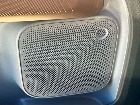 Used 2022 Ford Maverick Lariat image 18