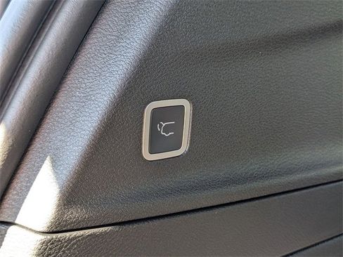 New 2026 Chrysler Pacifica Select image 31