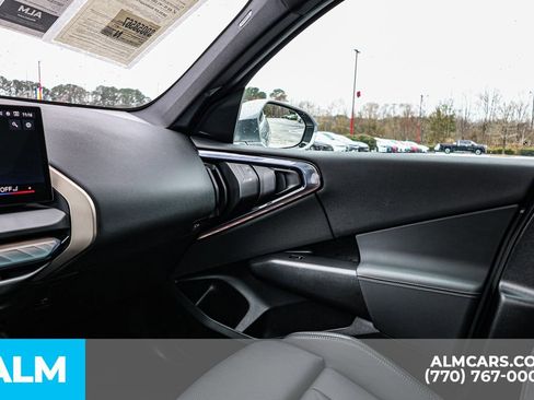 Used 2025 BMW X3 xDrive30i w/ Convenience Package image 50