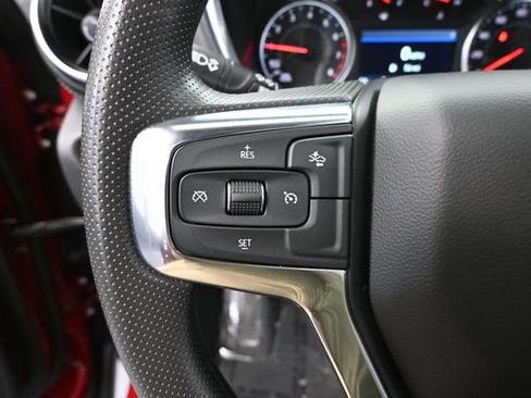 Used 2025 Chevrolet Blazer LT AWD/4WD image 24
