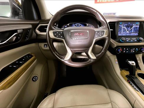 Used 2019 GMC Acadia Denali image 10