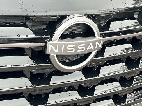 New 2026 Nissan Pathfinder Platinum AWD/4WD image 10