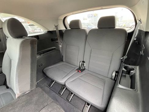 Used 2019 Kia Sorento FWD V6 image 33