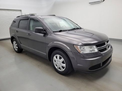 Used 2017 Dodge Journey SE w/ Flexible Seating Group FWD image 11