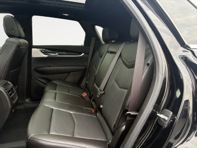 Used 2022 Cadillac XT5 Premium Luxury w/ LPO, Floor Liner Package FWD image 7