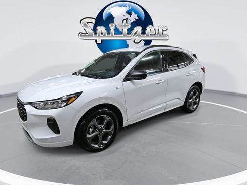 Used 2023 Ford Escape ST-Line w/ Tech Pack #1 image 4