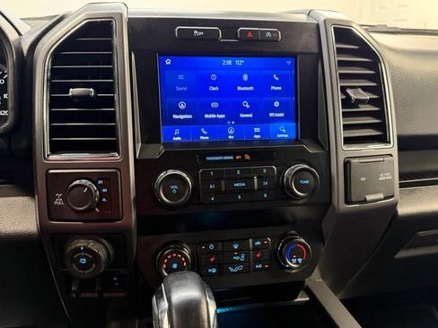 Used 2020 Ford F150 XLT w/ Equipment Group 302A Luxury AWD/4WD image 16